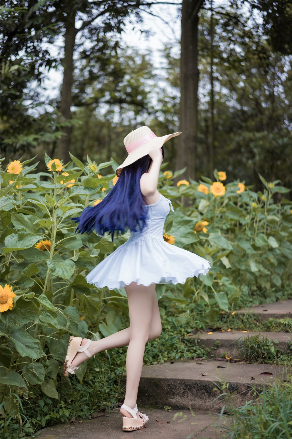 夜色绝录:91黑料大事件全程直击,91吃瓜平台实时记录娱乐圈中那场禁断夜宴里的撕裂虚伪内幕